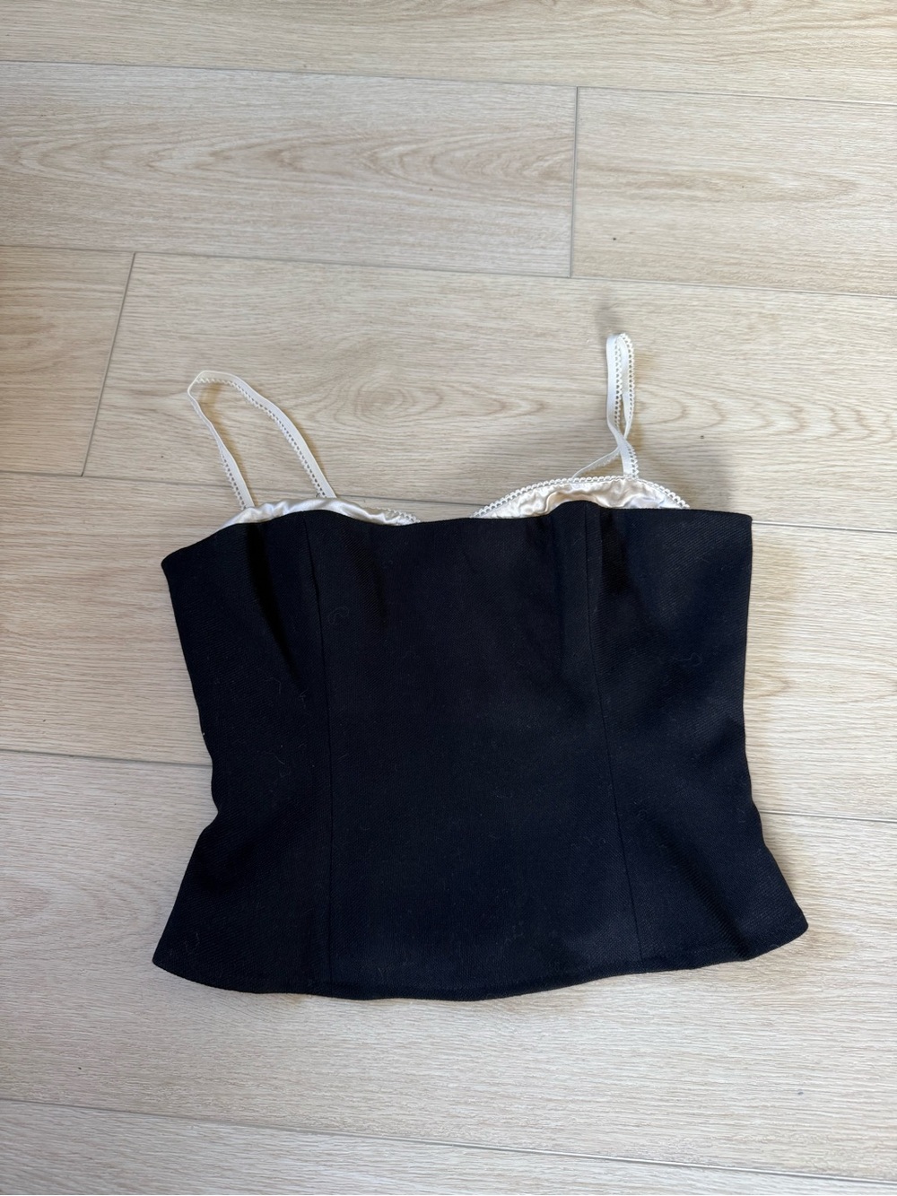Reformation Melanie Sweetheart Neck Top